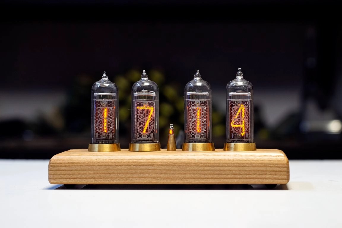 Nixie clock in-14, in14 tube