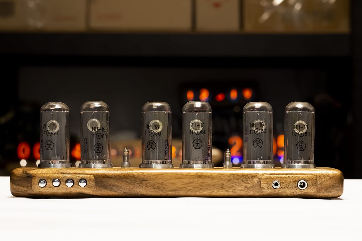 nixie clock in18 tube retro